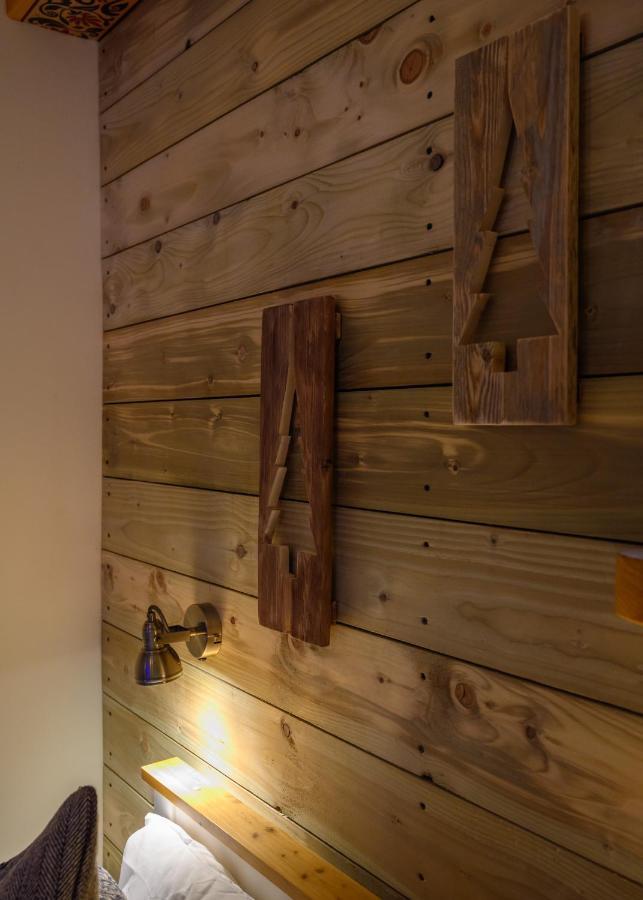 Anastasia'S Secret! Cupar Swiss Alpine Style Apartment Exterior foto
